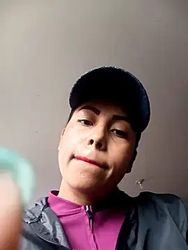  andrea30 online show from 04-19-26, 11:09