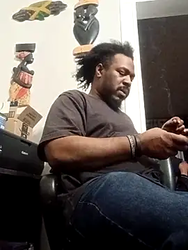 Snapshot of MRHANDSOME3800 chatting on 03-14-26, 11:43 MRHANDSOME3800 online show from 03-14-26, 11:43