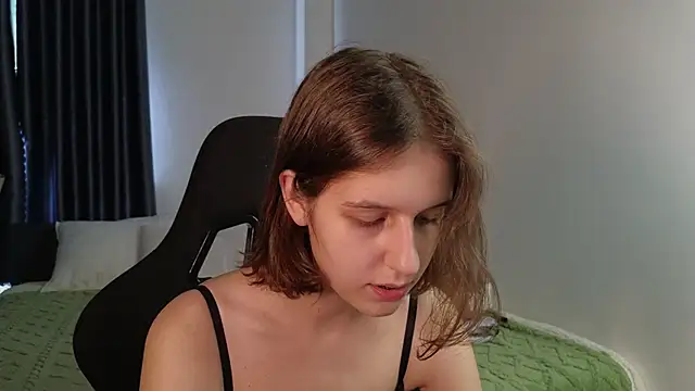 VanessaBayer2 online show from 09-20-25, 05:52