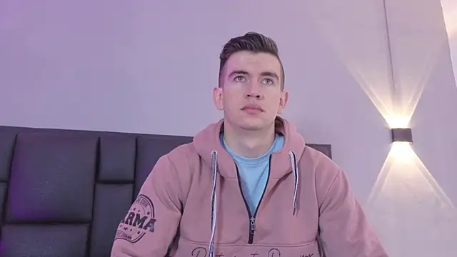 MikaelSlow online show from 04-12-26, 05:01