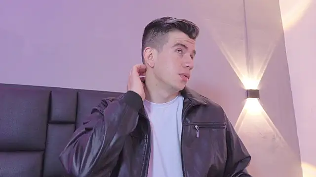 MikaelSlow online show from 04-15-26, 04:19