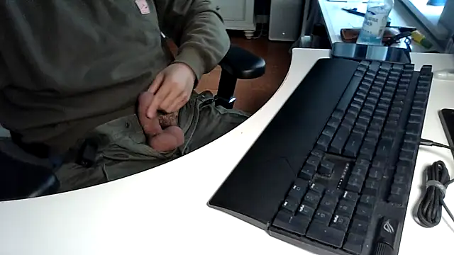 big-pig online show from 11-09-25, 05:39