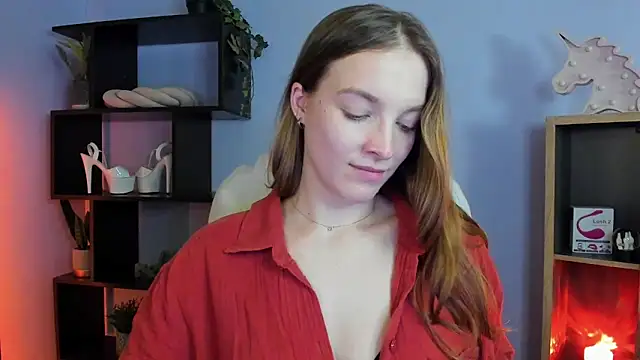 Snapshot of kenzie_x chatting on 02-17-25, 09:24 kenzie x online show from 02-17-25, 09:24