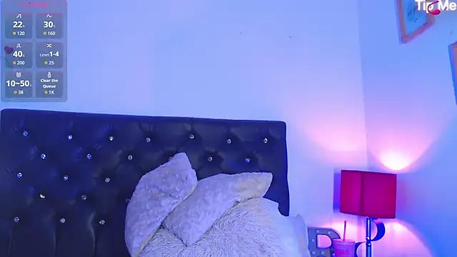 Samara Hillss online show from 10-11-25, 01:09