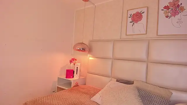 Aily Yozuko online show from 04-17-26, 02:36