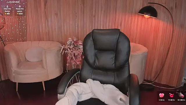 CarolineGraceX online show from 03-12-25, 10:59