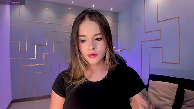 DonnaStonne online show from 02-20-25, 07:19