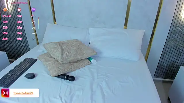 amor smith  online show from 09-16-25, 02:56