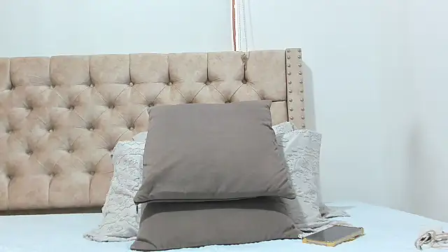 Snapshot of Anya_Texas chatting on 09-14-25, 07:35 Anya Texas online show from 09-14-25, 07:35