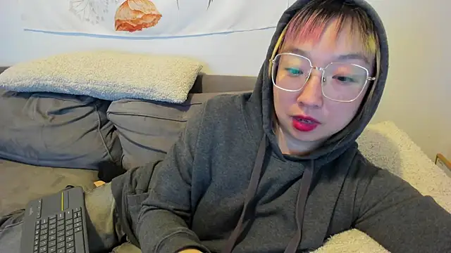 luxgray online show from 02-01-25, 04:03