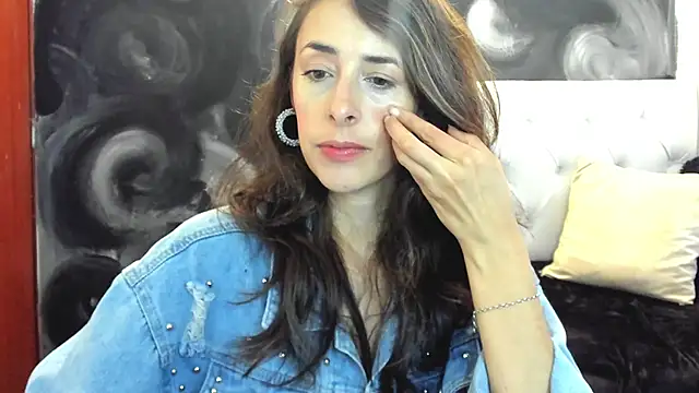 Snapshot of ScarletKings chatting on 10-24-25, 10:06 ScarletKings online show from 10-24-25, 10:06