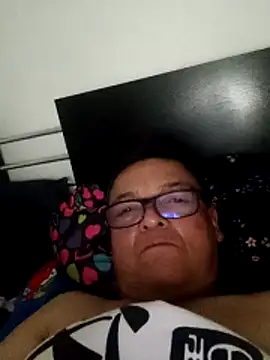 Anuviss lxx online show from 10-26-25, 04:29