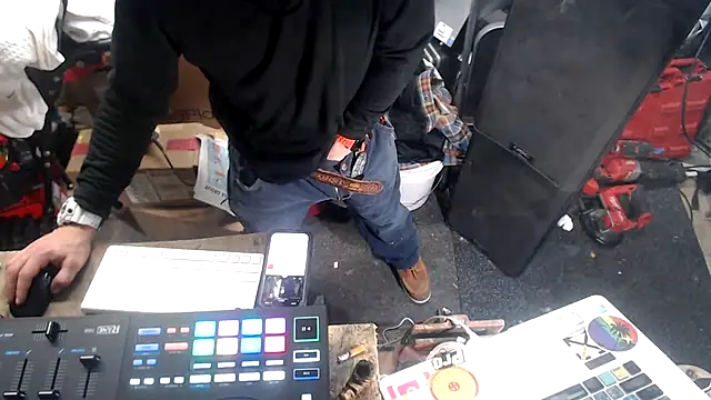 tongueispowerr6d9 online show from 01-07-25, 11:58