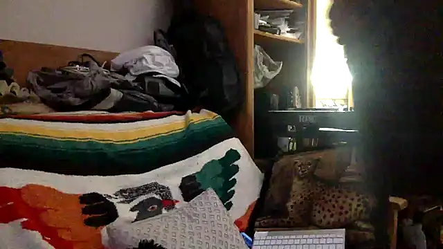 tongueispowerr6d9 online show from 02-05-25, 11:50