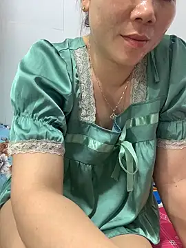 Baby-bigtits online show from 10-02-25, 11:39