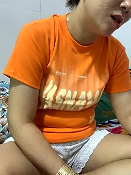 Baby-bigtits online show from 10-03-25, 03:58