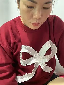 Baby-bigtits online show from 11-29-25, 03:09