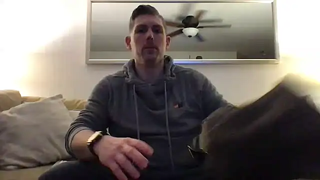 Snapshot of Rock_Pierce chatting on 02-04-25, 06:57 Rock Pierce online show from 02-04-25, 06:57