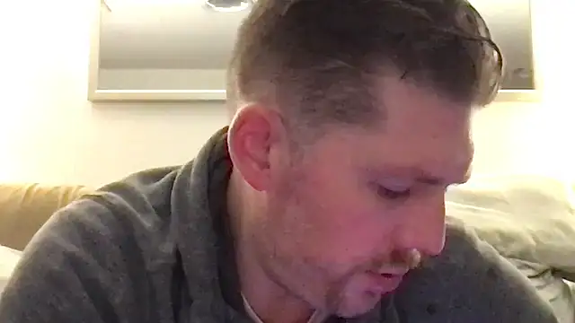 Snapshot of Rock_Pierce chatting on 02-08-25, 01:01 Rock Pierce online show from 02-08-25, 01:01