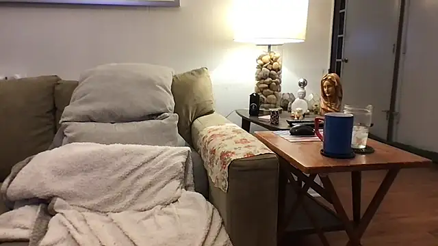 Snapshot of Rock_Pierce chatting on 11-28-25, 02:58 Rock Pierce online show from 11-28-25, 02:58