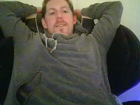 Snapshot of Rock_Pierce chatting on 05-16-26, 10:36 Rock Pierce online show from 05-16-26, 10:36