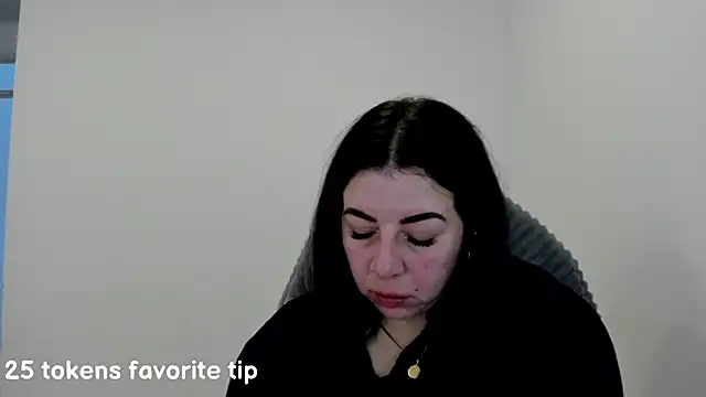 Im coco online show from 02-25-25, 02:11