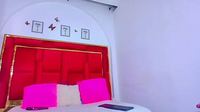 Snapshot of CoralHarrinson chatting on 10-03-25, 08:28 CoralHarrinson online show from 10-03-25, 08:28