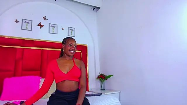 Snapshot of CoralHarrinson chatting on 12-03-25, 08:18 CoralHarrinson online show from 12-03-25, 08:18