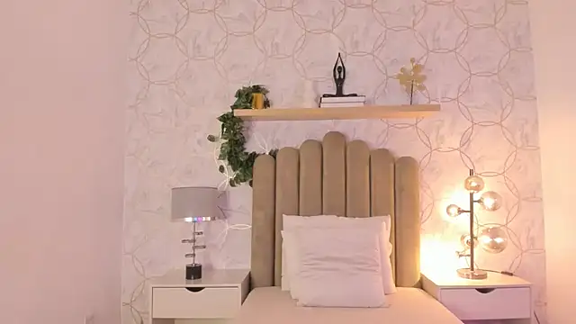 Roma  love online show from 12-10-24, 12:49