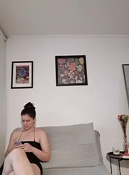 Snapshot of Redfloweer1 chatting on 01-08-25, 10:58 Redfloweer1 online show from 01-08-25, 10:58