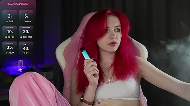 joyhannahh online show from 10-26-25, 01:28