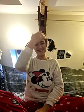 LoLa-69-X online show from 11-20-25, 07:19