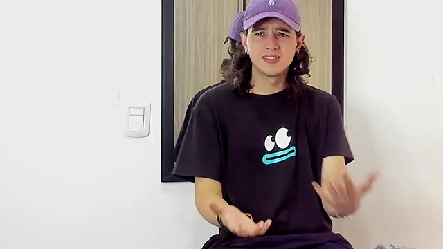 Snapshot of alex_connorr chatting on 01-29-25, 03:58 alex connorr online show from 01-29-25, 03:58