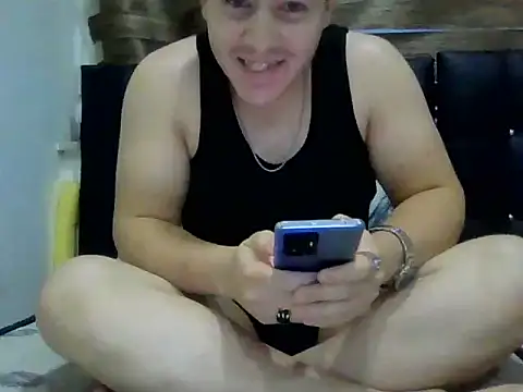 Seksihacker online show from 12-25-24, 02:34