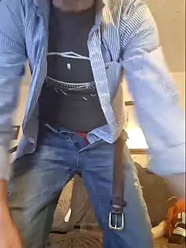 Snapshot of bibananaman chatting on 01-13-25, 06:06 bibananaman online show from 01-13-25, 06:06