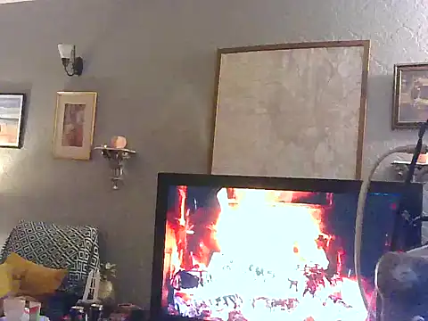 Snapshot of bibananaman chatting on 01-14-25, 06:02 bibananaman online show from 01-14-25, 06:02