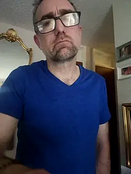 Snapshot of bibananaman chatting on 02-20-25, 03:41 bibananaman online show from 02-20-25, 03:41