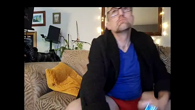 Snapshot of bibananaman chatting on 02-22-25, 04:18 bibananaman online show from 02-22-25, 04:18