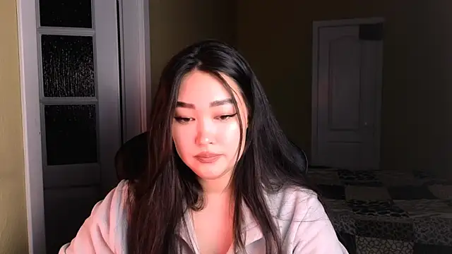 Snapshot of Erica_Wayne chatting on 01-05-25, 09:48 Erica Wayne online show from 01-05-25, 09:48