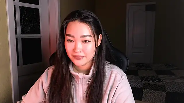 Snapshot of Erica_Wayne chatting on 01-07-25, 02:41 Erica Wayne online show from 01-07-25, 02:41