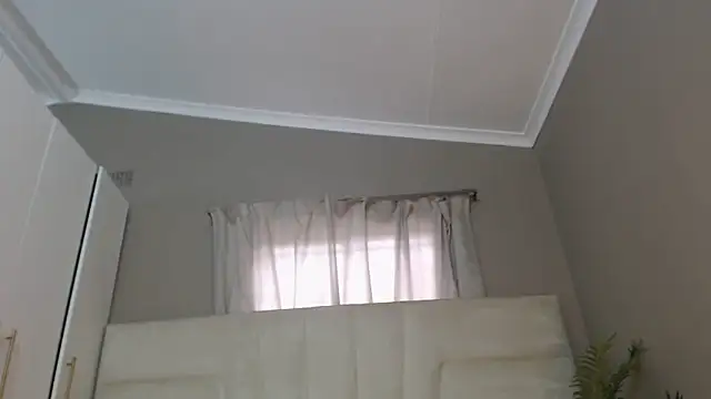 naughtyblackdolie online show from 12-20-24, 06:29