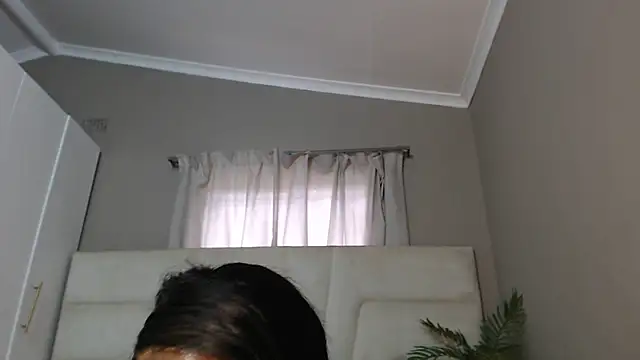 naughtyblackdolie online show from 01-31-25, 09:59