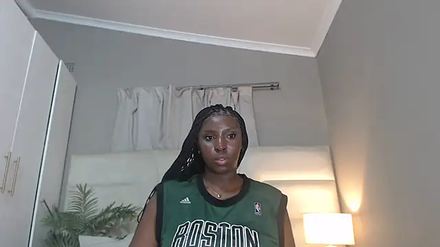 naughtyblackdolie online show from 04-18-26, 08:09