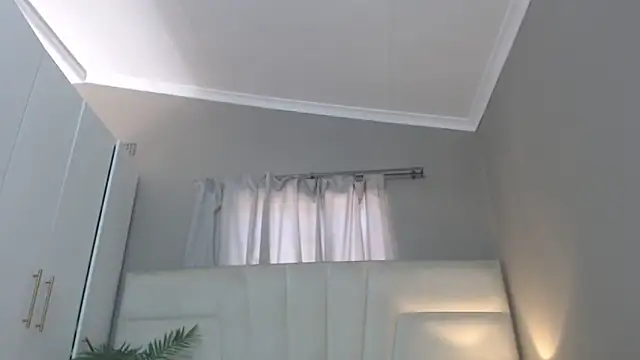 Snapshot of naughtyblackdolie chatting on 04-26-26, 09:18 naughtyblackdolie online show from 04-26-26, 09:18