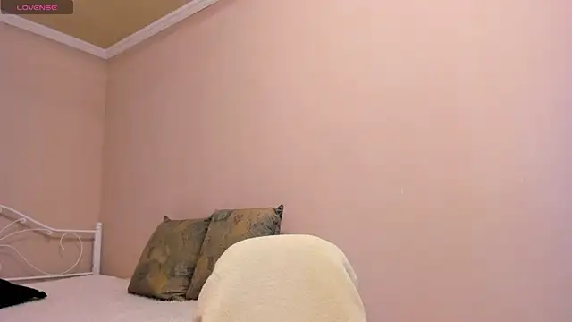  cleopattra  online show from 12-12-24, 08:14