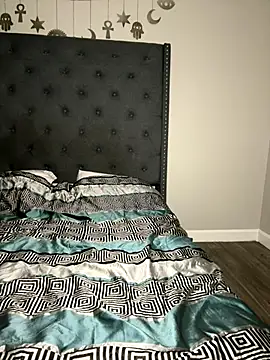 Snapshot of juicyyy323 chatting on 12-16-25, 12:59 juicyyy323 online show from 12-16-25, 12:59