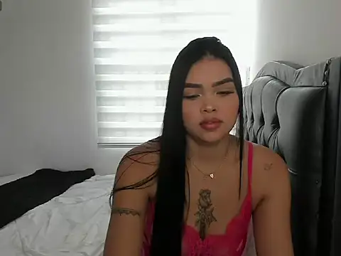 Snapshot of Daisy_20x_ chatting on 02-18-26, 12:45 Daisy 20x online show from 02-18-26, 12:45