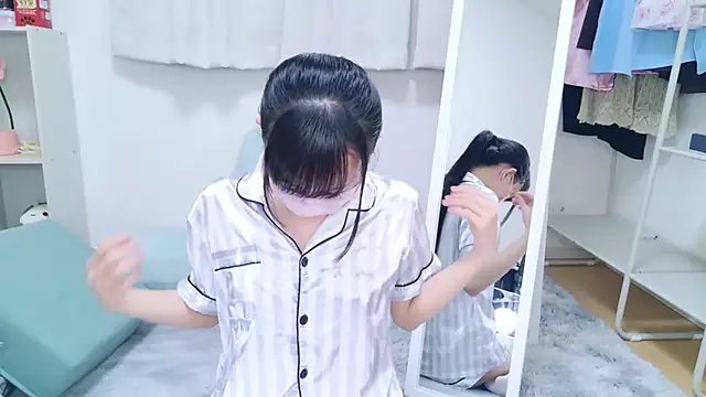 Snapshot of 86_haru chatting on 03-20-25, 02:42 86 haru online show from 03-20-25, 02:42