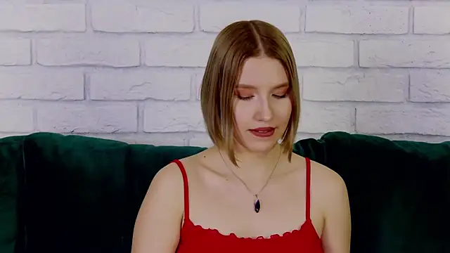 Snapshot of LiliLinn chatting on 01-29-25, 11:20 LiliLinn online show from 01-29-25, 11:20