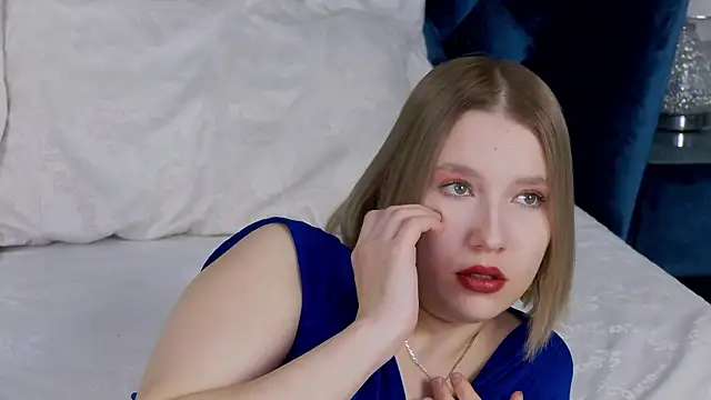 Snapshot of LiliLinn chatting on 02-27-25, 04:52 LiliLinn online show from 02-27-25, 04:52